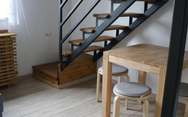 Apartment F6