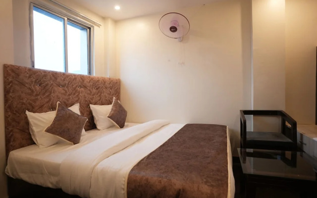 Hotel Rajmahal Palace