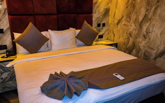McDons Skye Hotel and Suites
