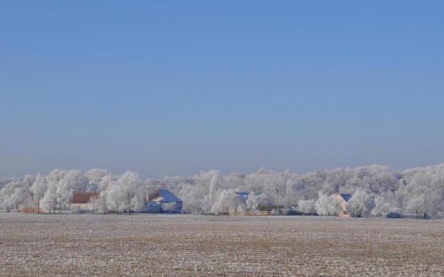 Gîte Saint-Pourçain-sur-Sioule, 2 pièces, 2 personnes - FR-1-489-30