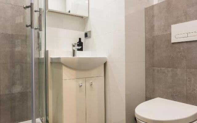 Apartment nearto Old Town Halicka street