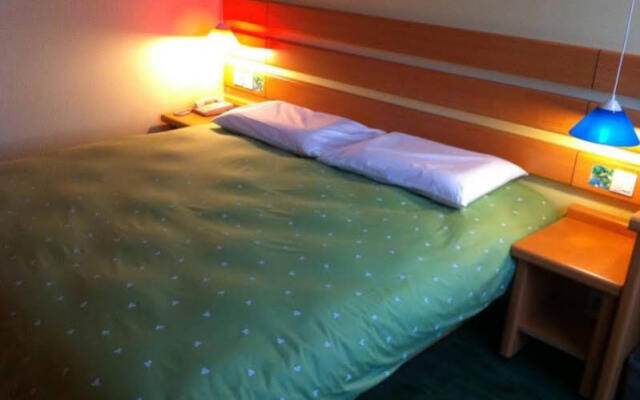 Home Inn-Guangzhou Binjiangxilu Renminqiao