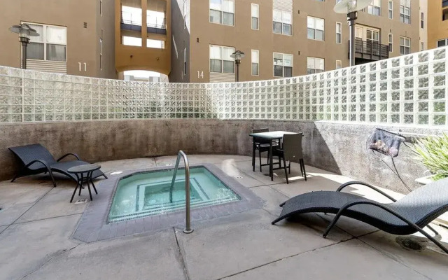 Global Luxury Suites At San Fernando