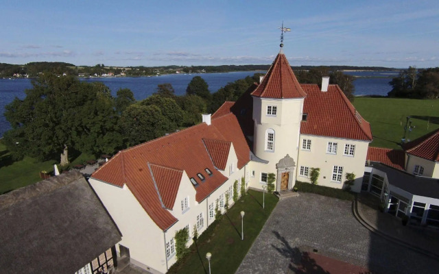 Gl. Avernæs Sinatur Hotel & Konference