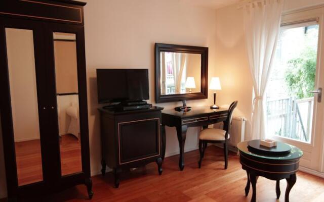 The Pearl Of The Jordaan...