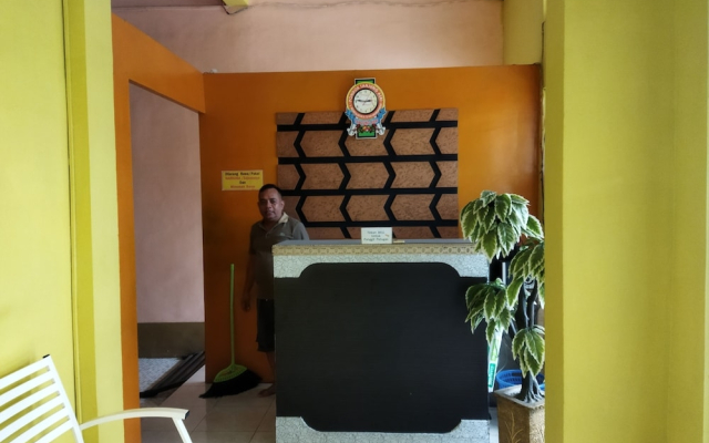 Hotel O Penginapan Permata Hijau Syariah Near Bukit Teletubbies