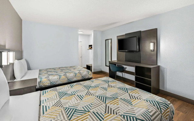 Motel 6 Lester, PA - Philadelphia Airport