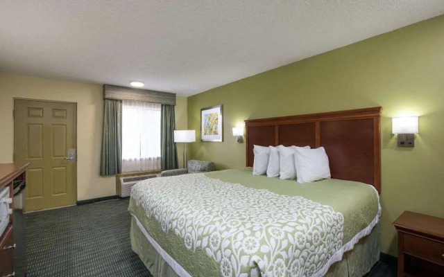 Days Inn & Suites Big Spring