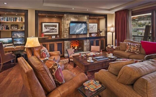 Hahns Peak 417 4 BedroomCondo By Moving Mountains