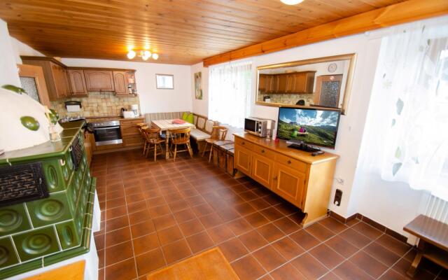 Budget Chalet Alpine - Apartment A