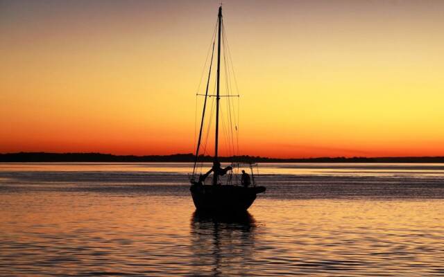 Blue Vista, Unit 7/13 Victoria Parade