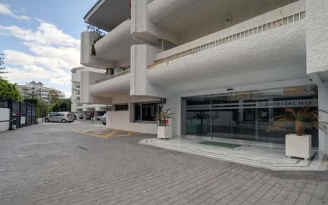 Luminoso apartamento en segunda línea playa 438