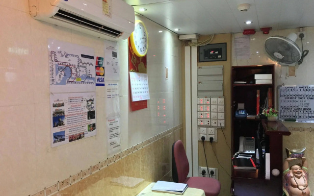 Everest Hostel