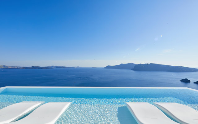 Canaves Oia Suites - Small Luxury Hotels of the World