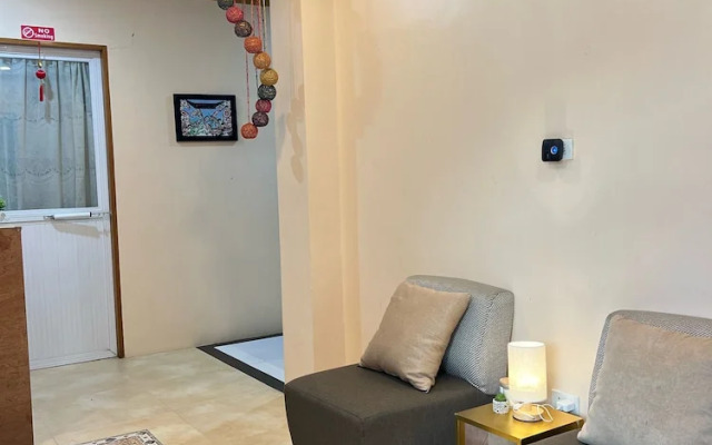 Lodging House by Ricco's