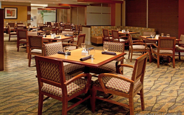 Holiday Inn Columbus Dwtn-Capitol Square by IHG