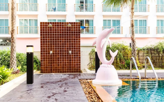 Phuket Villa Condominium by Lofty