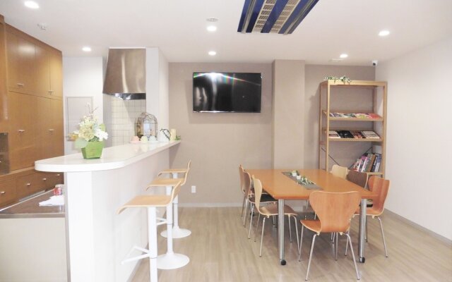 Locanda Kyoto Shijo Omiya - Hostel