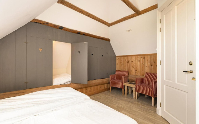 Fantastic Farmhouse for 22 in Callantsoog