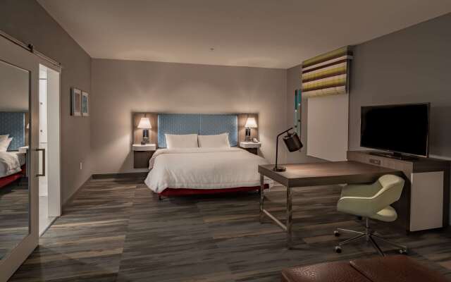 Hampton Inn & Suites Dallas/Plano Central