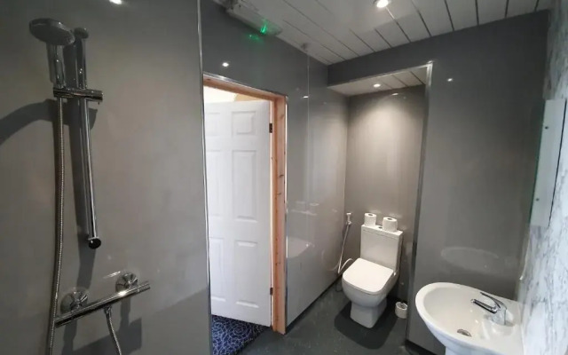 Gwesty'r Marine Hotel & Spa