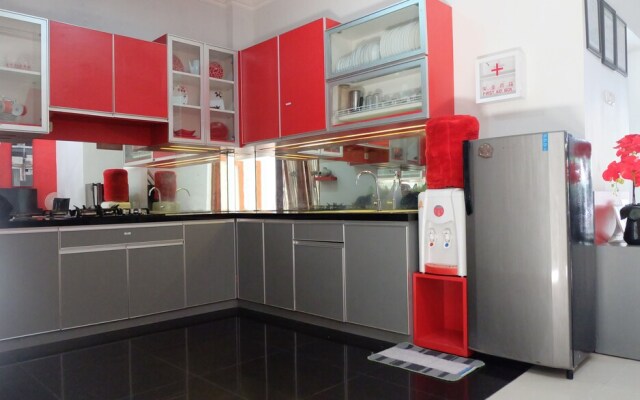 Homestay Jogja dekat Ambarukmo by Simply Homy