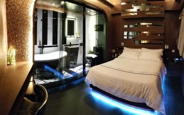 Star City Hotel - Tsim Sha Tsui