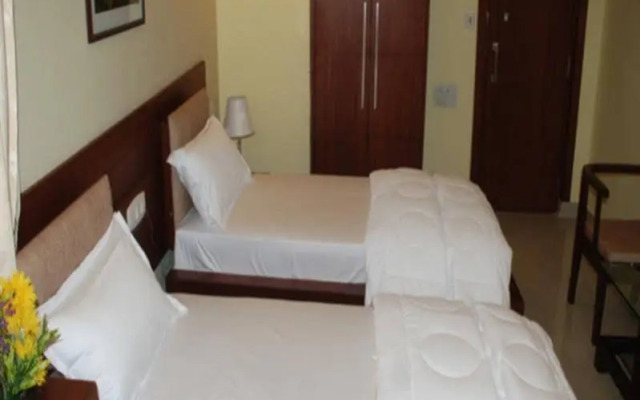 Hotel Sri Madhura Inn, Madhapur, Hyderabad