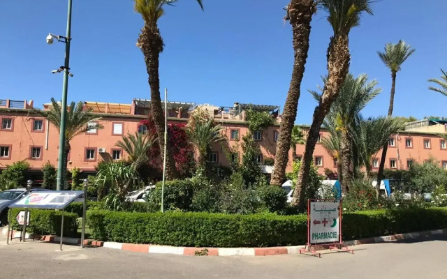 Yallahriyad Triplex For 6 Persons Max