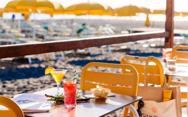 Gitavillage California