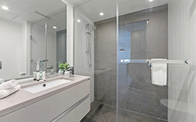 Trafalgar Lane Apartments by CLLIX