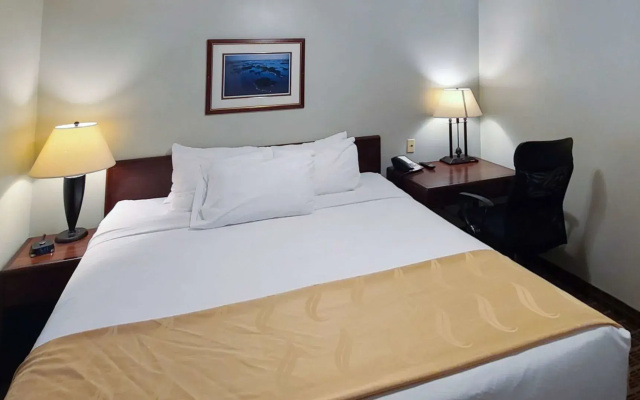 Quality Inn & Suites 1000 Islands