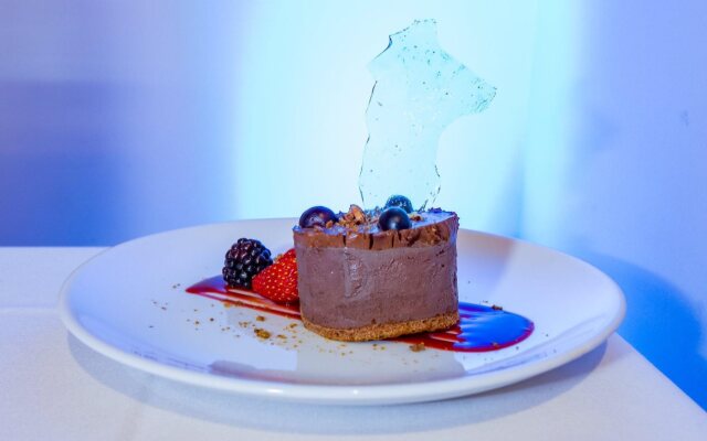 Holiday Inn Reading South M4 Jct11 by IHG