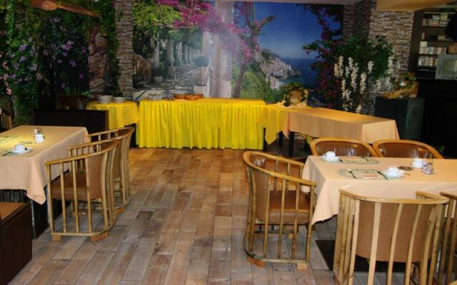 Landhotel Goldener Löwe mit Pension Am Taurastein