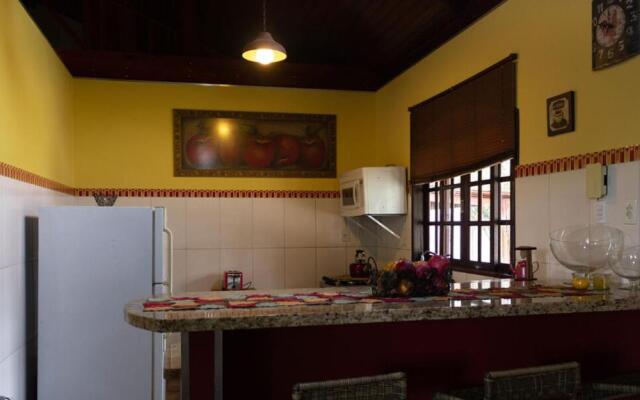 Otima chacara com lazer completo em Mairinque SP