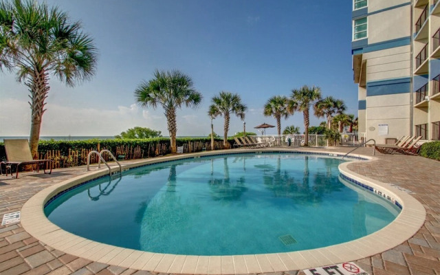 Carolinian Resort 335