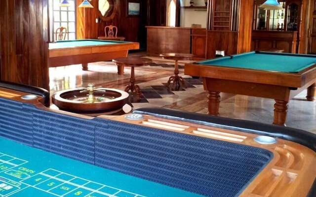 Canadian Resorts Huatulco