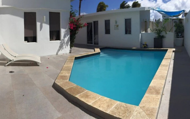 New Fantastic Apartment near Palm Beach