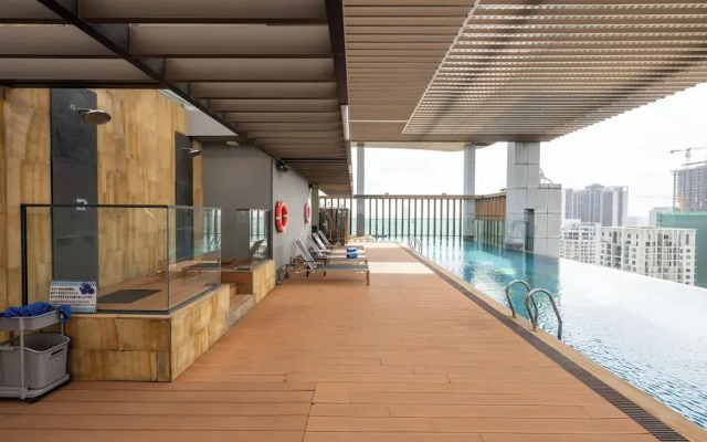Perfect Studio at The View by Soben Home