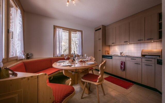 Chalet Roossi Huus 1