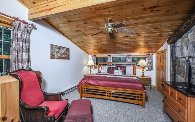 Tucked Inn 4 Bedroom House