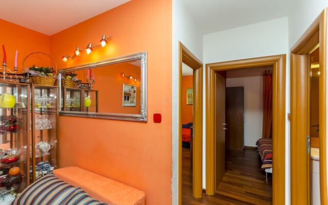 Apartments Pupa
