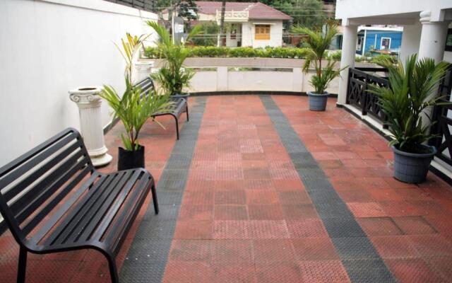 Makam Residency