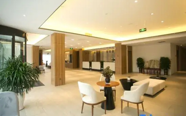 Homeinn Plus Hotel (Tai'an Taishan Railway Station Ginza Plaza)