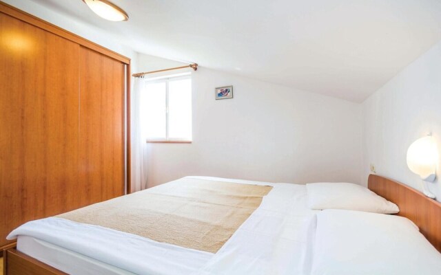 Beautiful Home in Barbat With Wifi and 2 Bedrooms