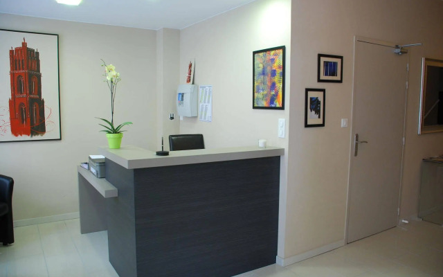 Ruthenium Hotel