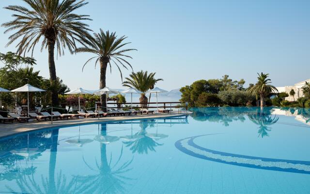 Hydra Beach Resort