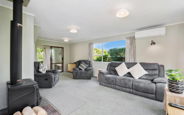Kapuka Paradise - Wharewaka Holiday Home