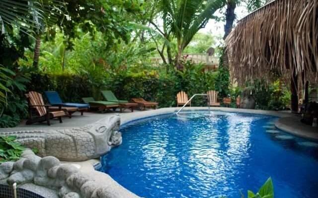 Harbor Reef Beach & Surf Resort