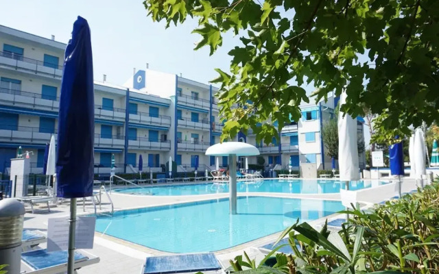 Apartment in Caorle With Balcony